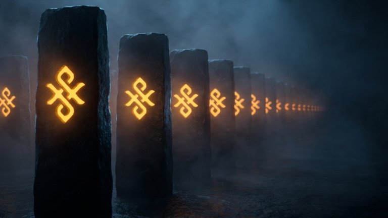 Lunga fila di lastre di pietra identiche illuminate di ambra, allineate nel buio come le pagine di un registro infinito, ognuna incisa con lo stesso segno della precedente